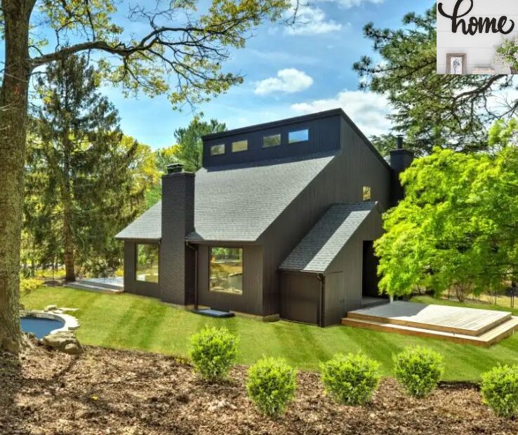 1980s Contemporary House Exterior